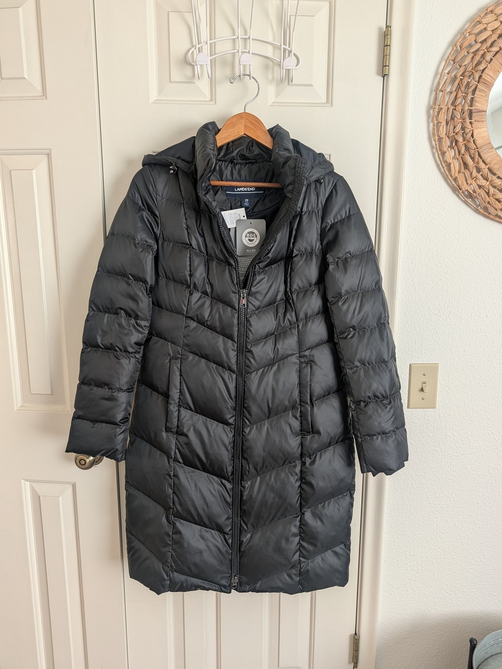 NWT Lands' End Women's Black Long Down Puffer Coat with Hood